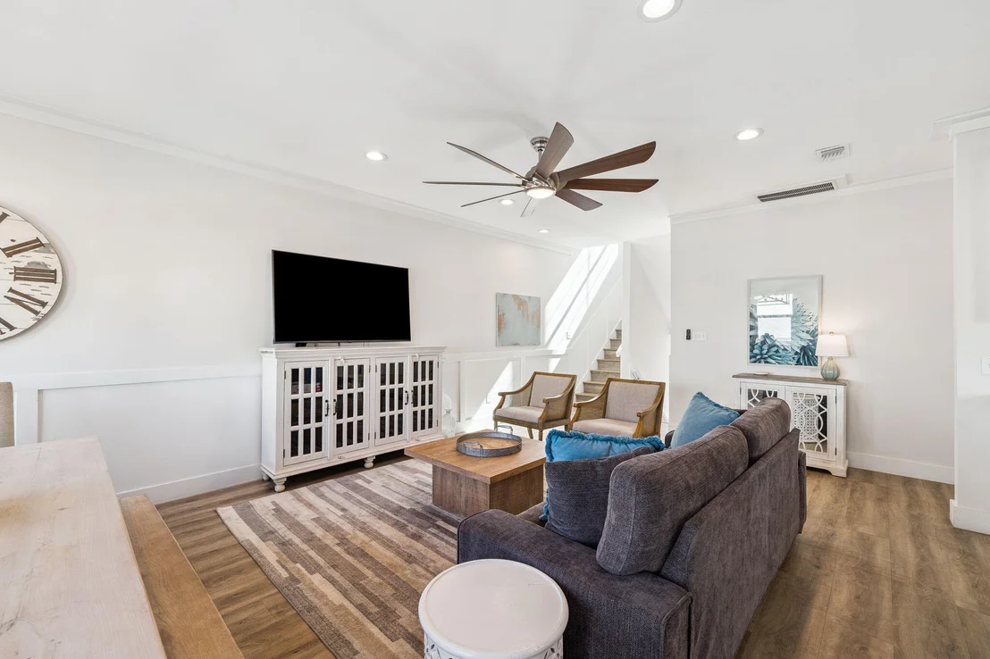 Photo of 10 Blue Surf Lane