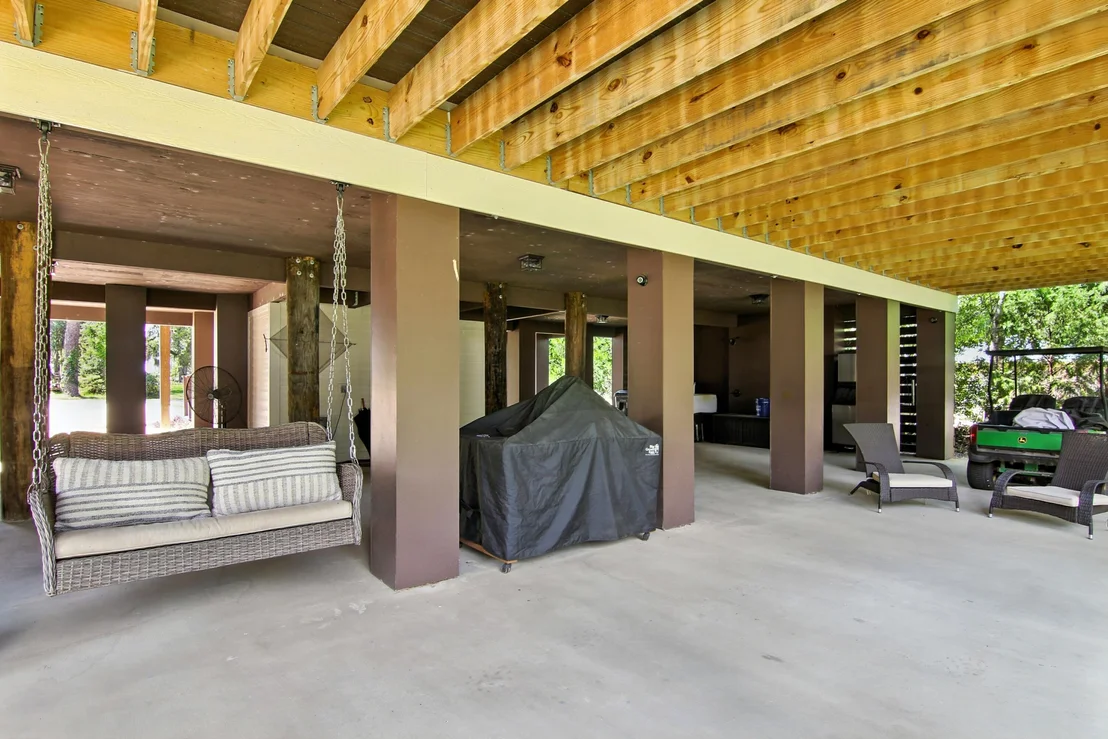 Photo of 400 Pitts Bayshore Drive