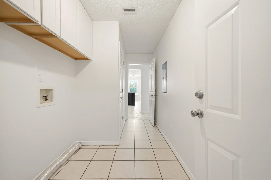 Photo of 2016 Candlewood Drive