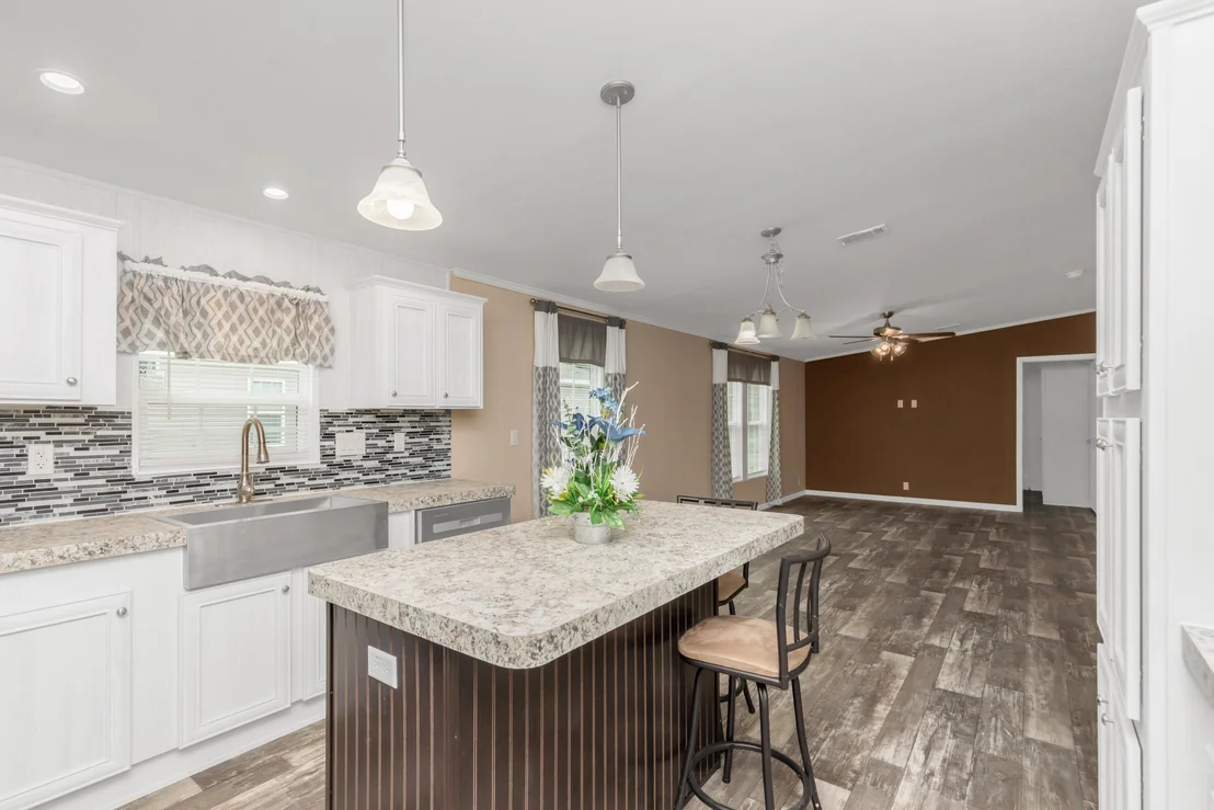 Photo of 910 N Lloyd Street