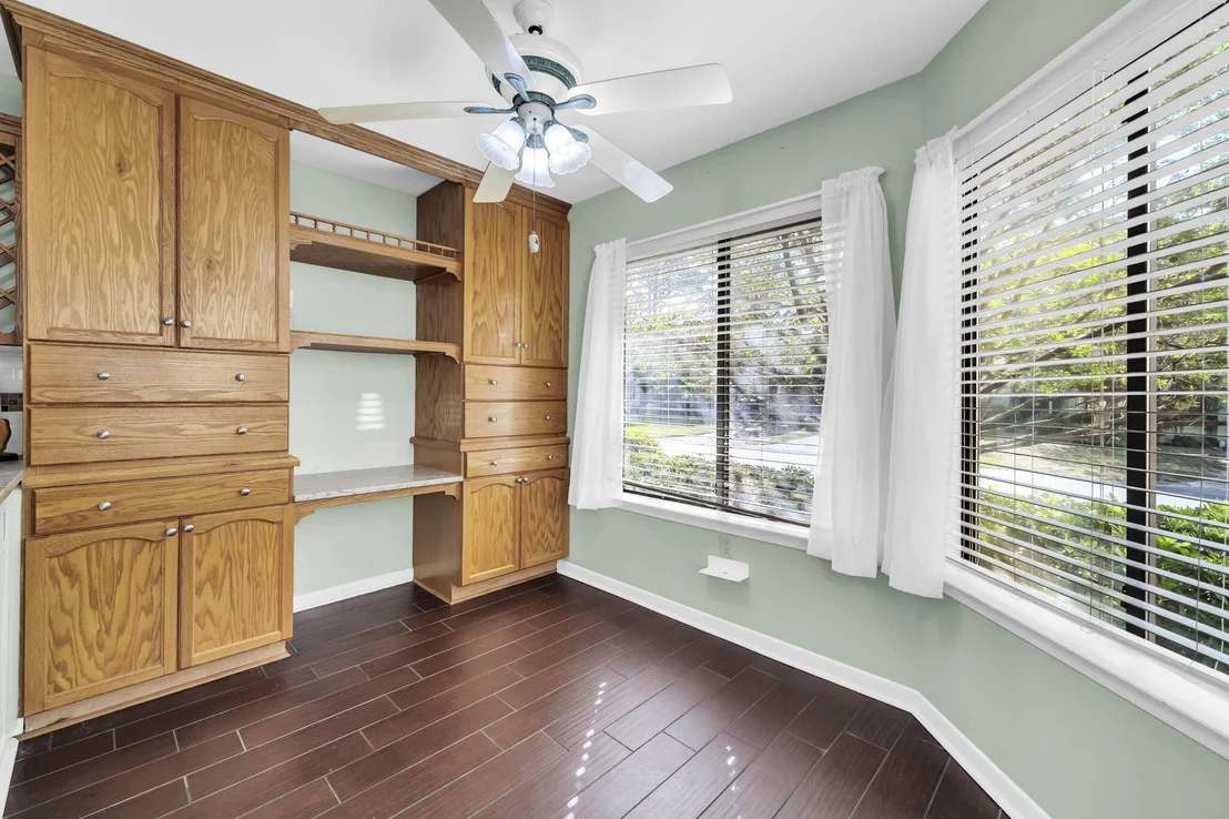 Photo of 129 Gleneagles Drive
