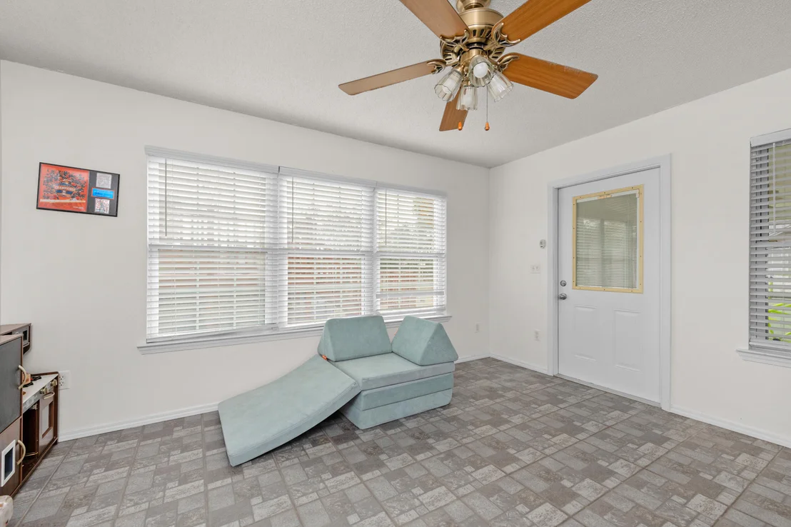 Photo of 400 Brown Place