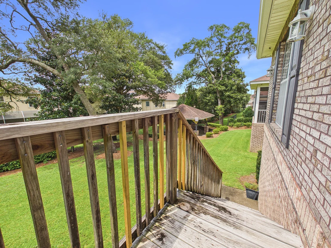 Photo of 321 Nathey Avenue