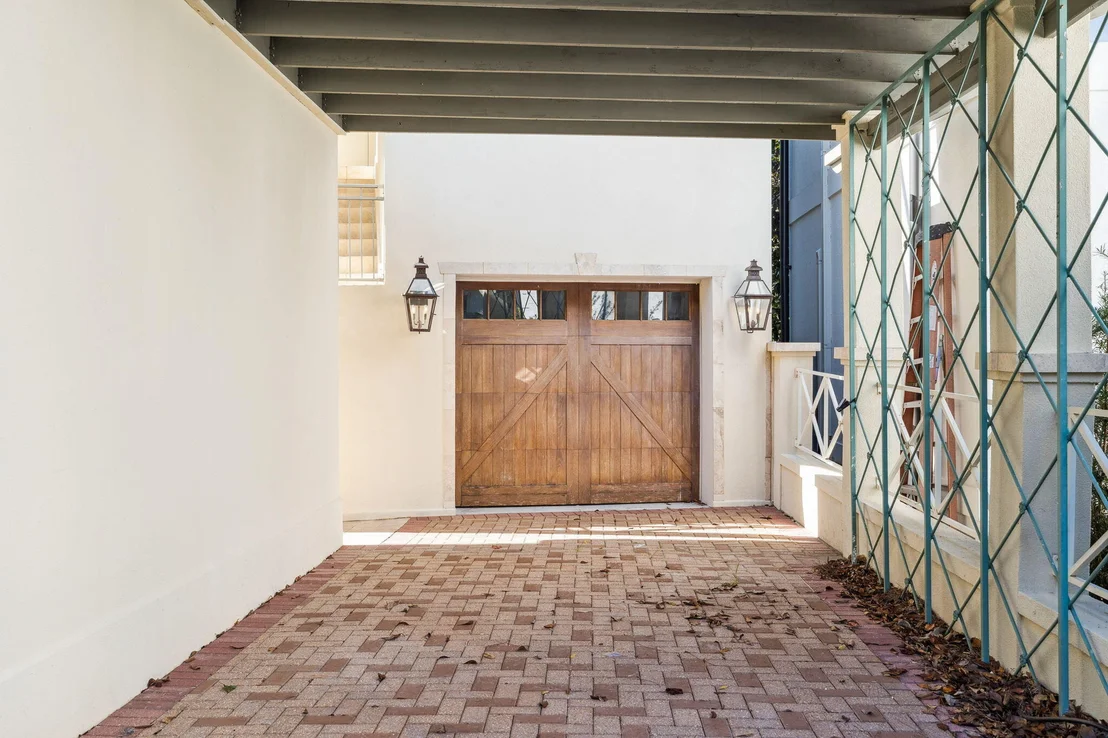 Photo of 152 White Cliffs Boulevard