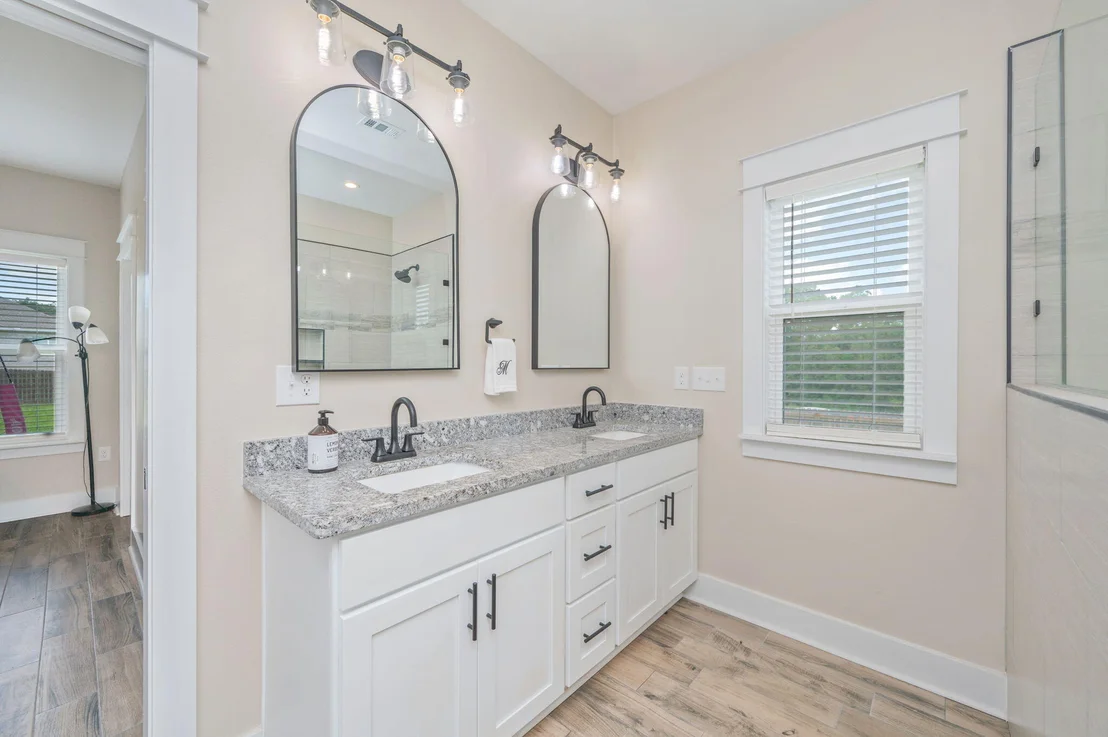 Photo of 5390 Aidan Street