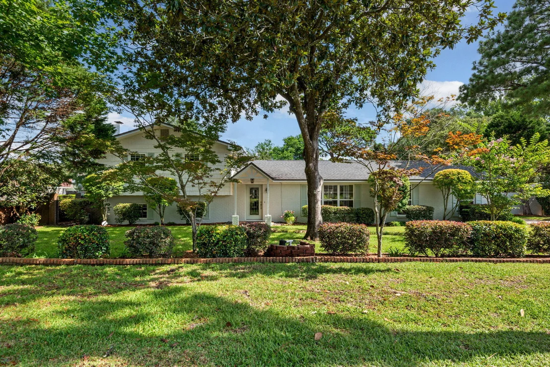 Photo of 5 Maple Avenue