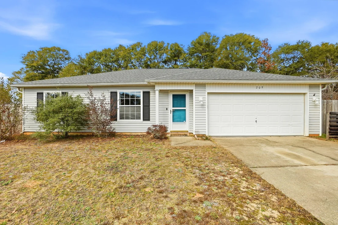Photo of 209 Cabana Way