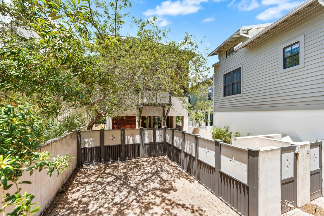 Photo of 77 Wiggle Lane