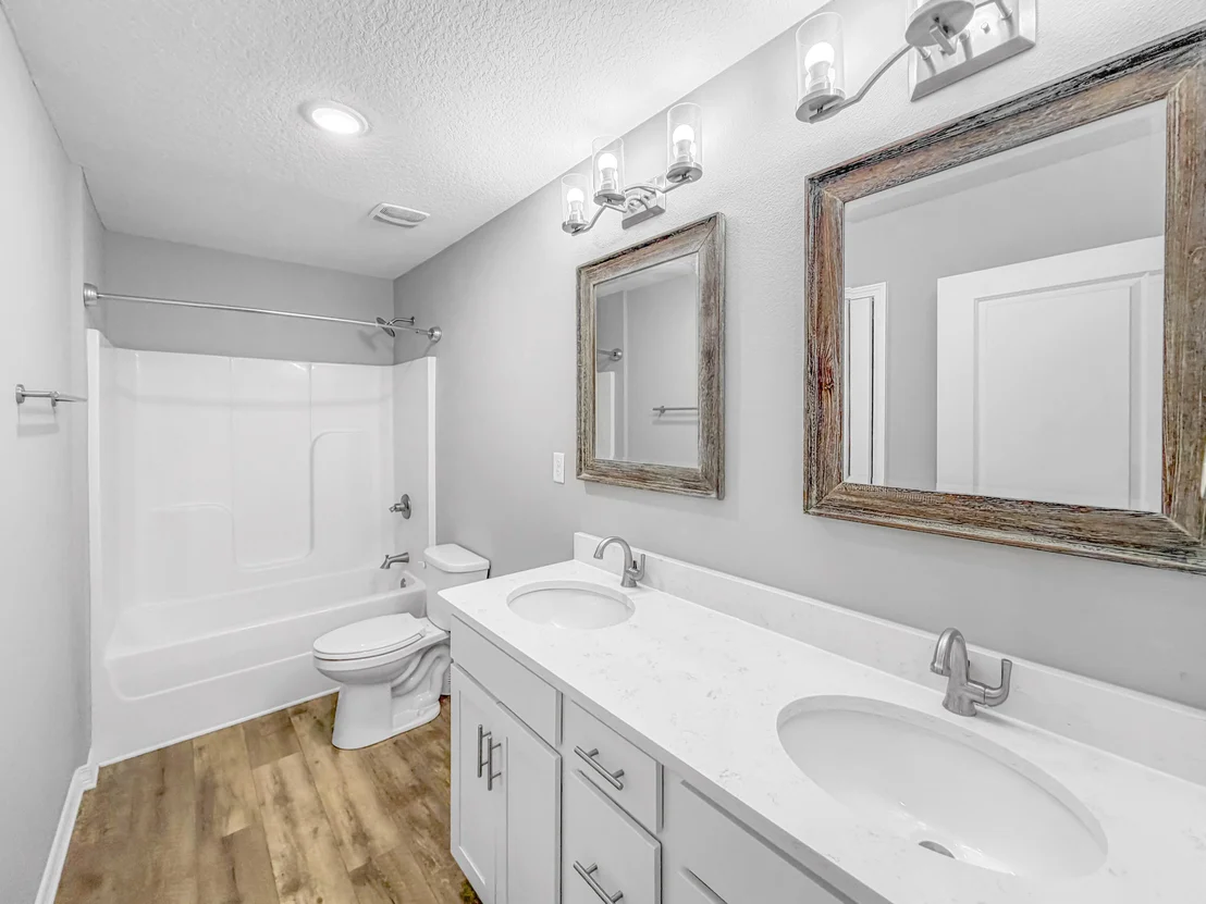 Photo of 4882 Kensington Lane