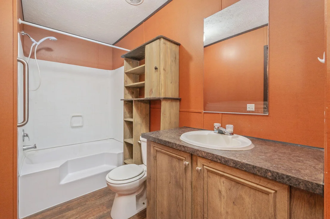 Photo of 5276 Third Avenue