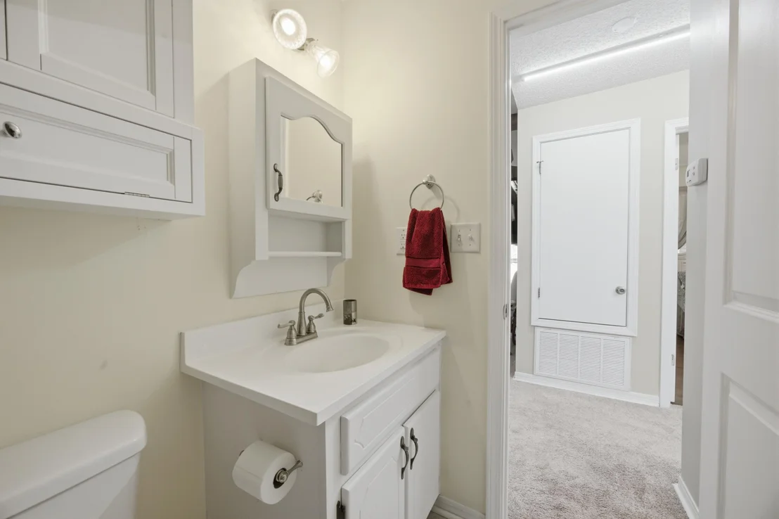 Photo of 220 W Walker Circle