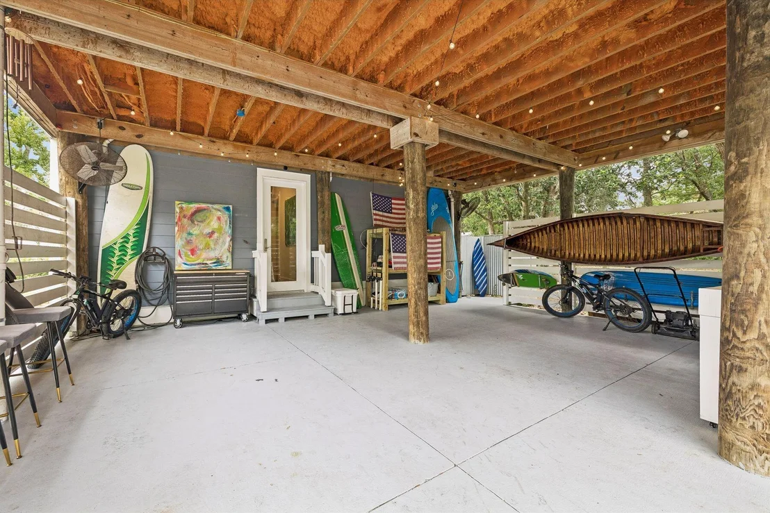 Photo of 71 Silverleaf Lane