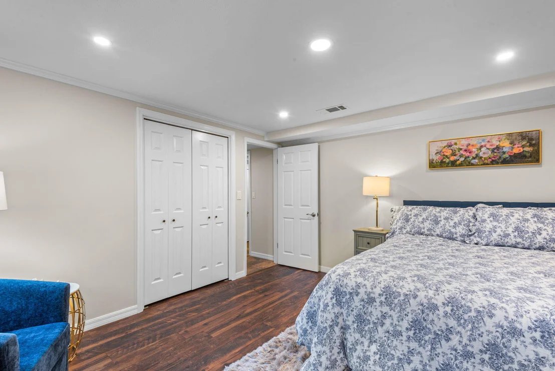 Photo of 5 Maple Avenue