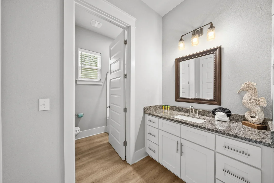 Photo of 251 Gulfview Circle