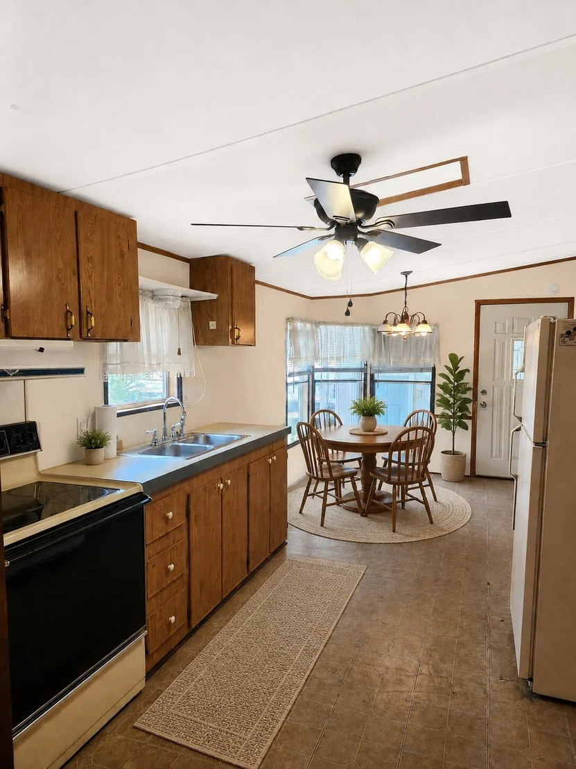 Photo of 611 Alaqua Drive
