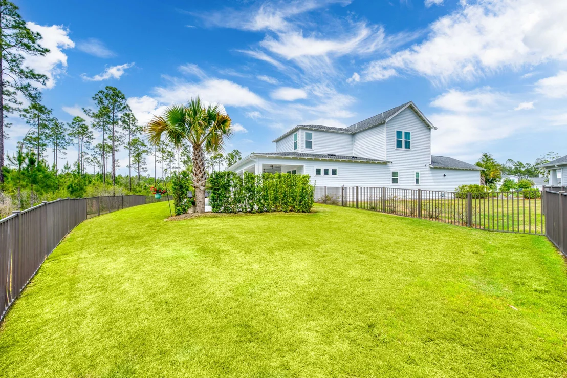 Photo of 446 W Lafayette Road
