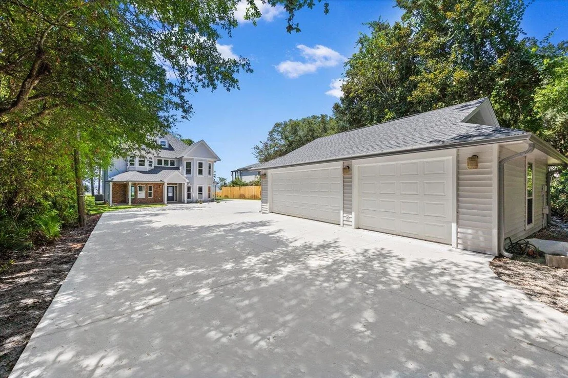 Photo of 609 Calhoun Avenue