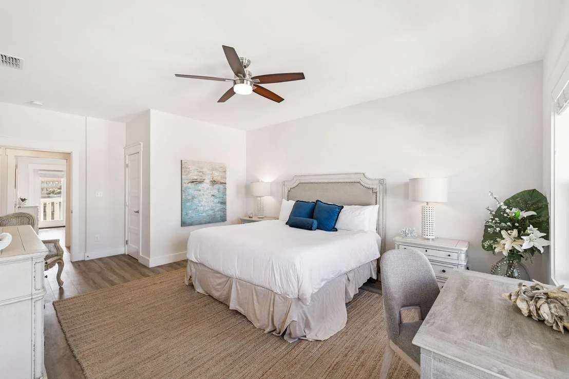 Photo of 10 Blue Surf Lane