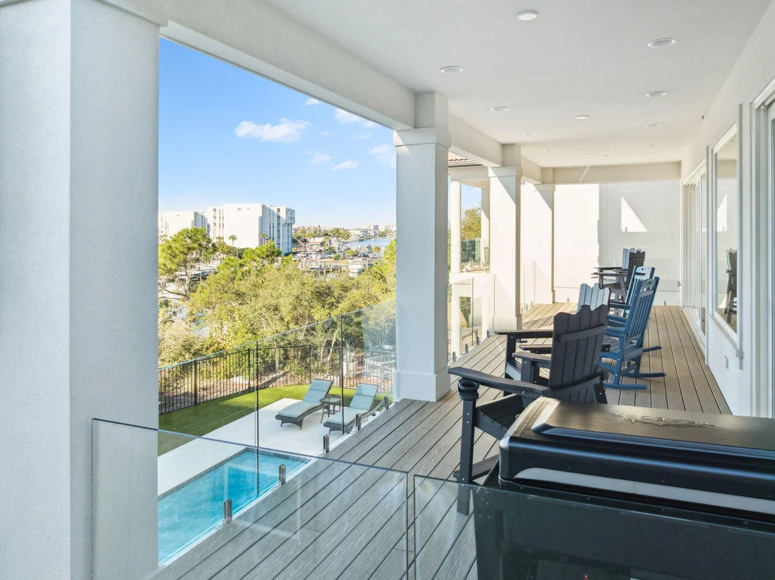 Photo of 754 Harbor Boulevard
