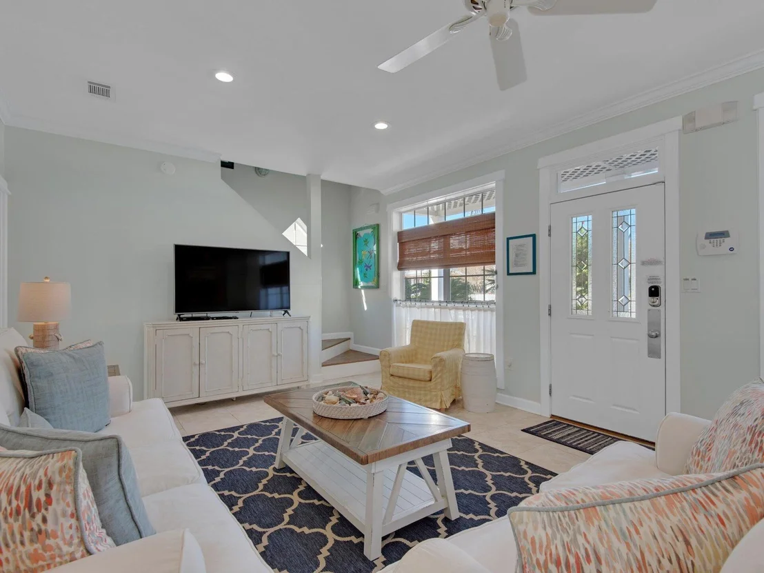 Photo of 4449 Ocean View Drive