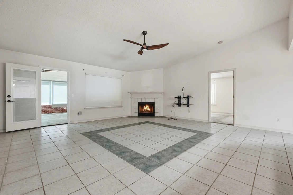 Photo of 2017 Candlewood Drive