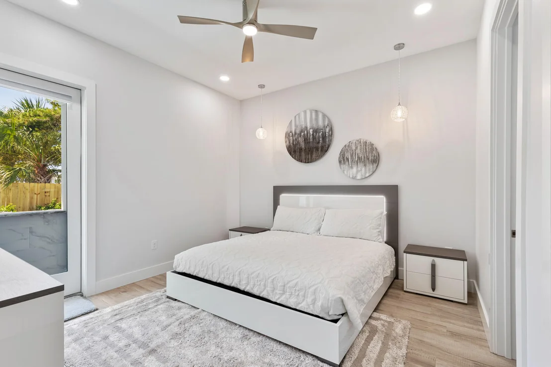 Photo of 39 Charlotte Avenue