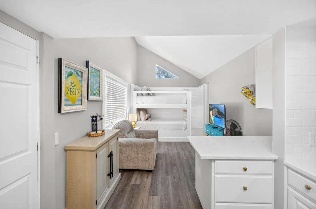 Photo of 496 Linkside Drive