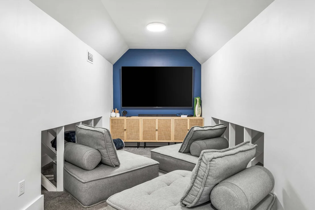 Photo of 489 Hideaway Circle