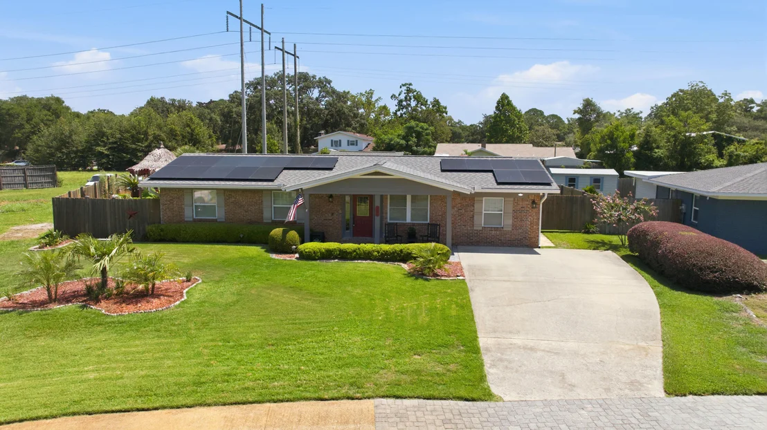 Photo of 325 Echo Circle