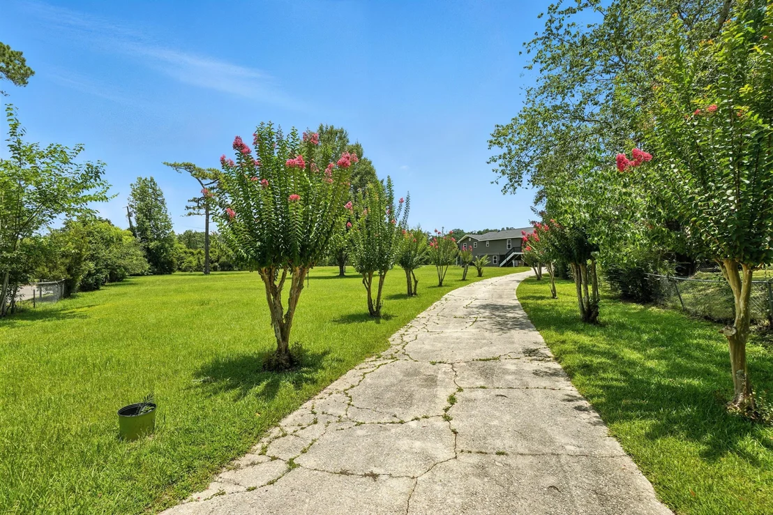 Photo of 4608 Riley Road