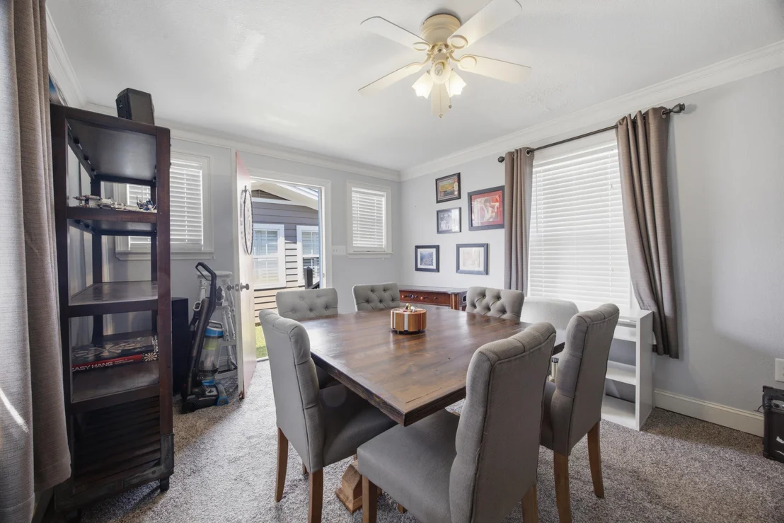 Photo of 325 Echo Circle