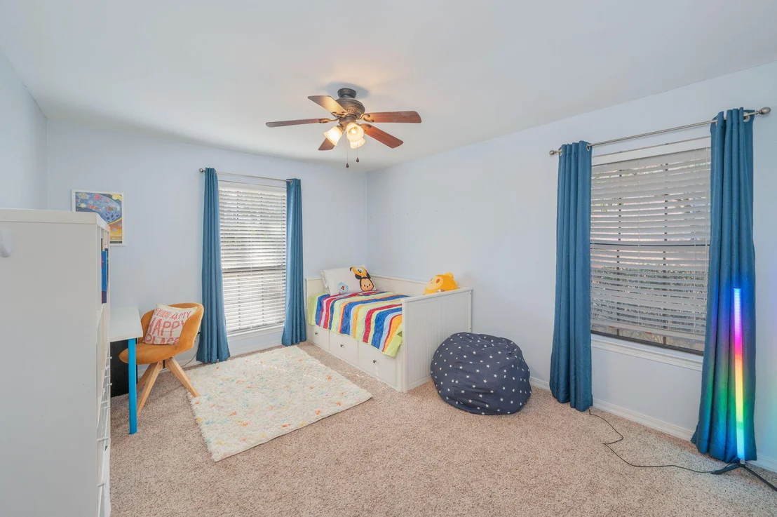 Photo of 1395 Windward Lane