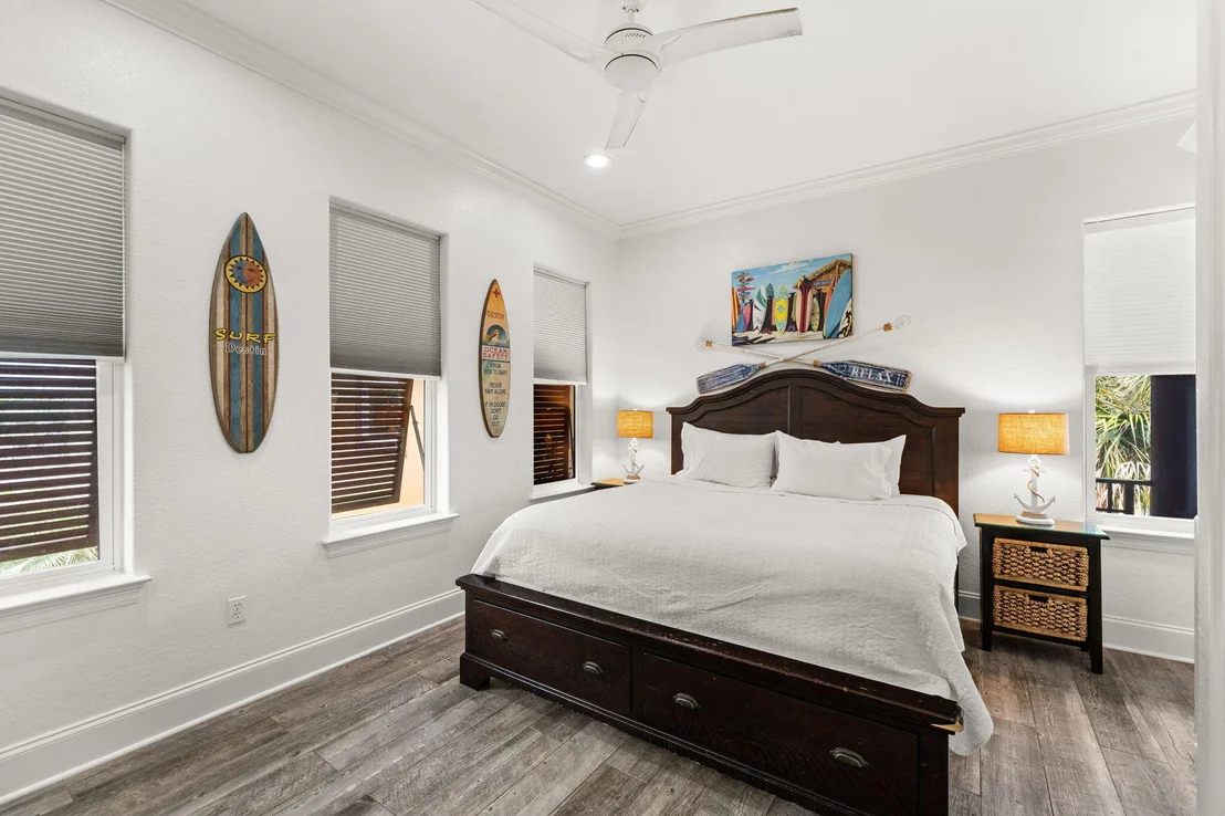Photo of 4598 Paradise Isle