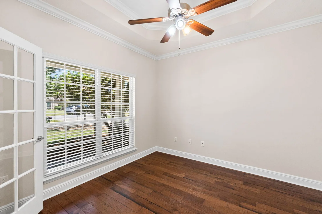 Photo of 233 Whitman Way