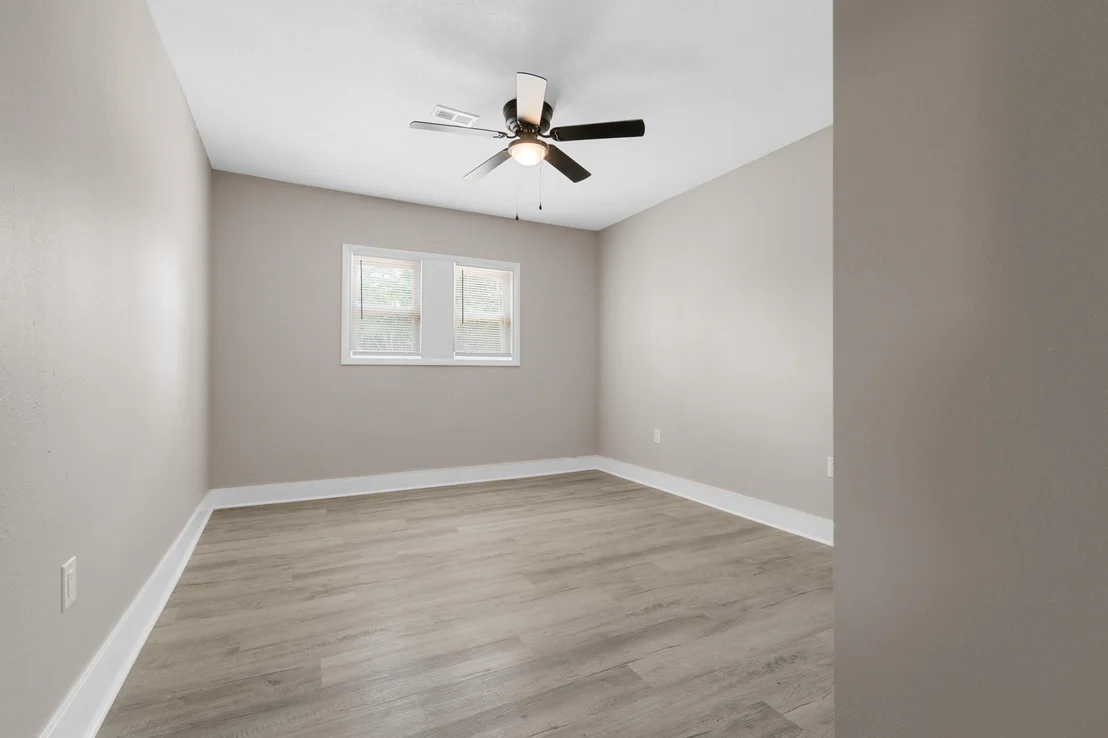 Photo of 3437 Auburn Road