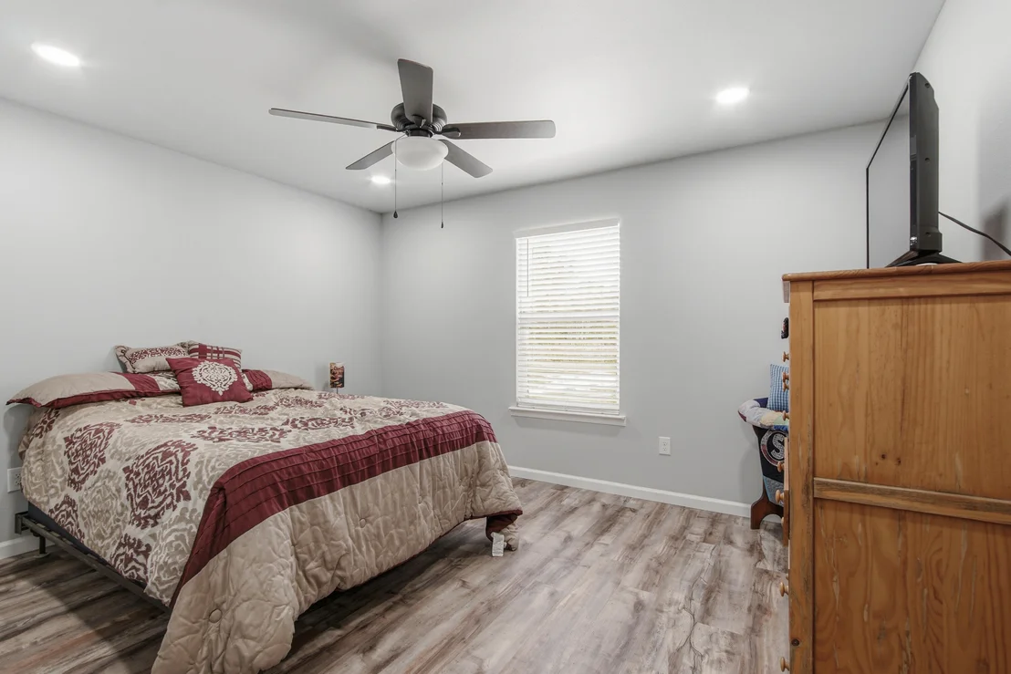 Photo of 7514 Laird Road