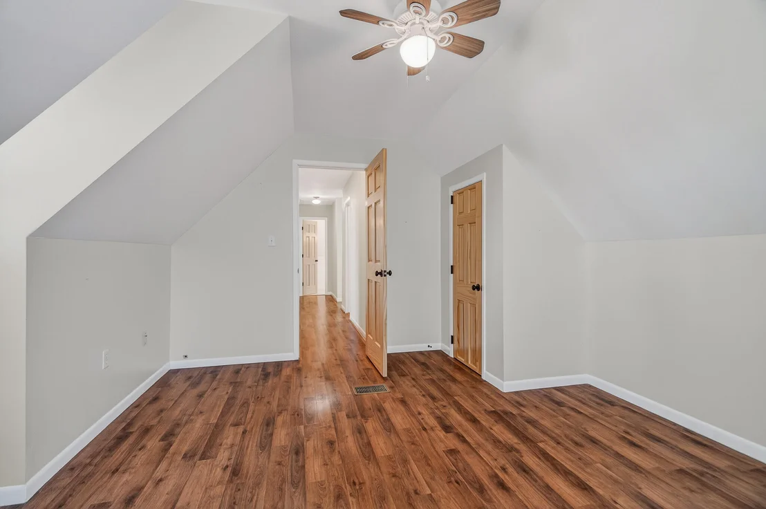 Photo of 186 Bayshore Drive