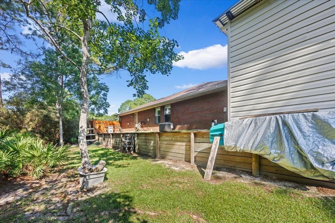 Photo of 2296 Valley Road