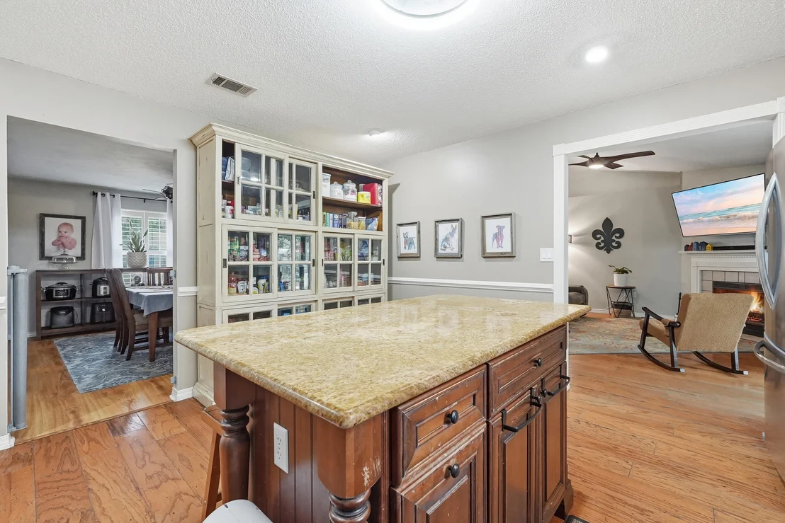 Photo of 4437 Southminster Circle