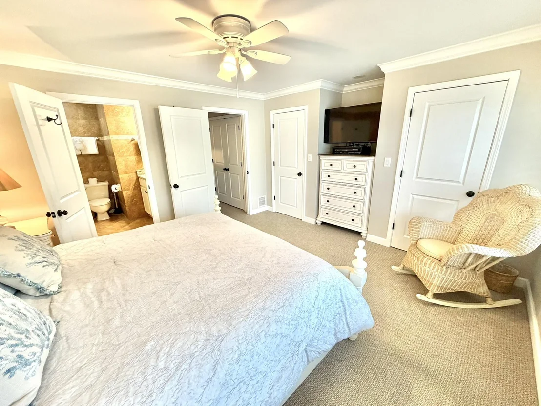 Photo of 5163 Beachwalk Drive