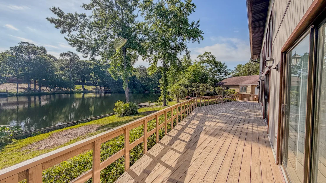 Photo of 645 Carr Drive