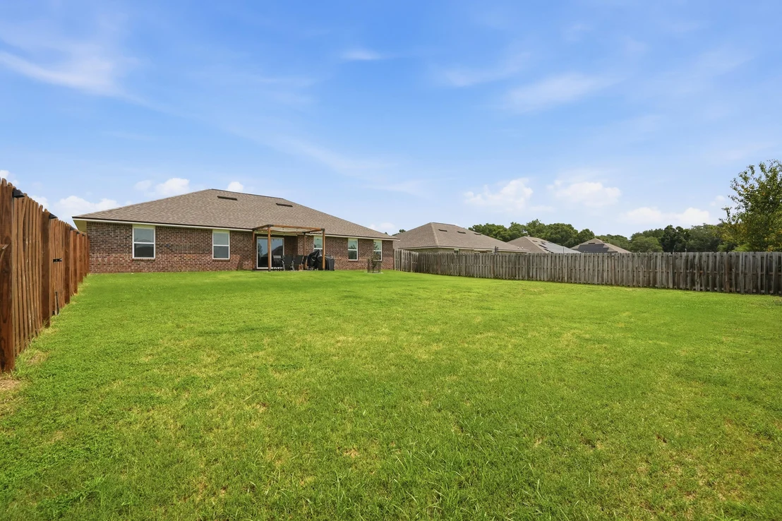 Photo of 5302 Moore Loop