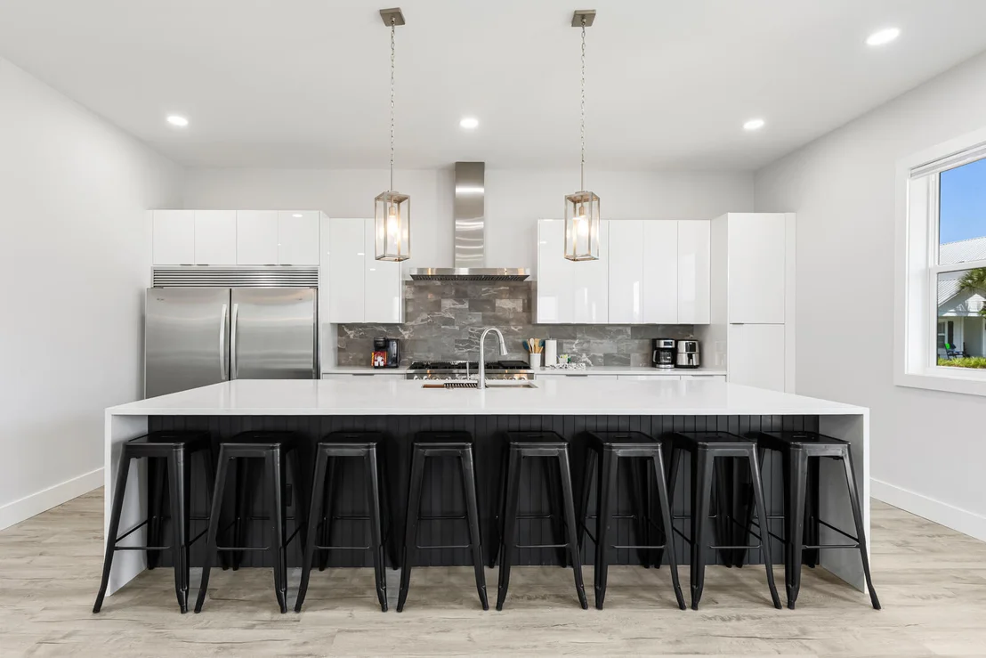 Photo of 39 Charlotte Avenue