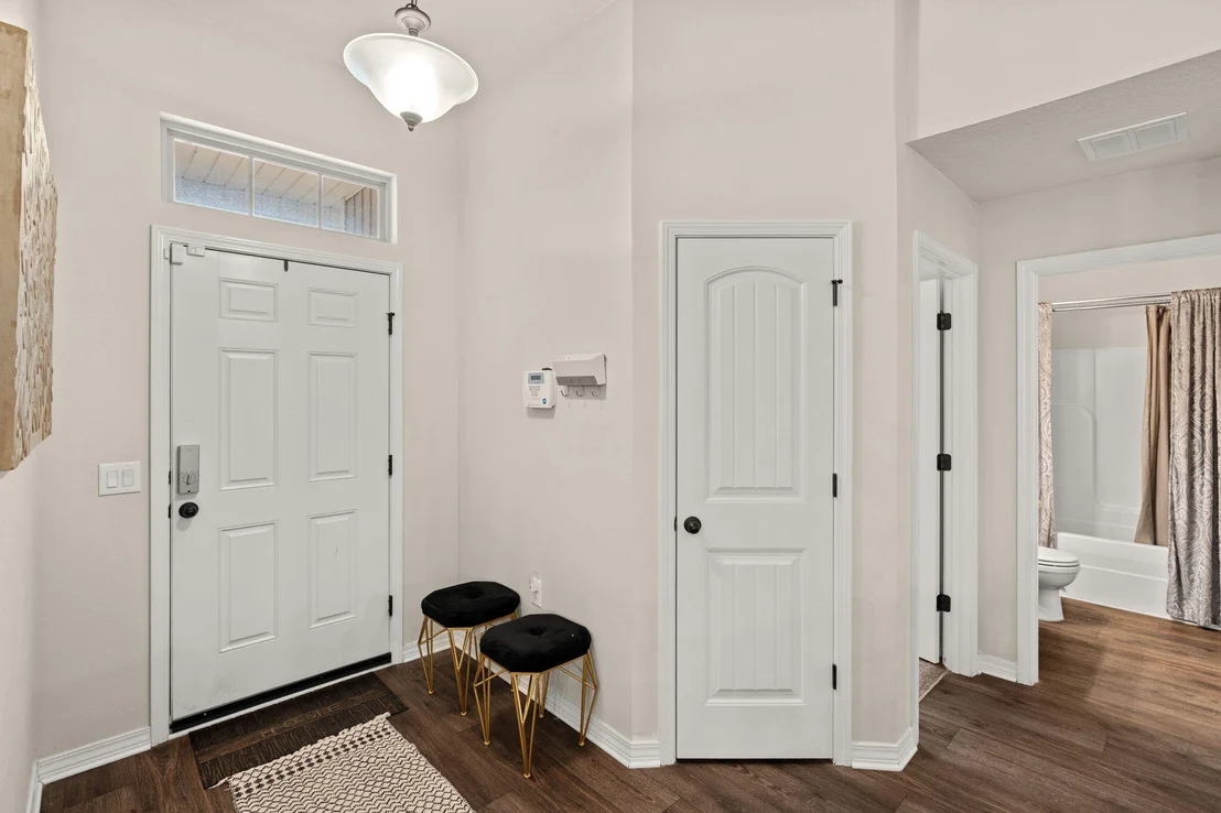 Photo of 124 Lillian Way