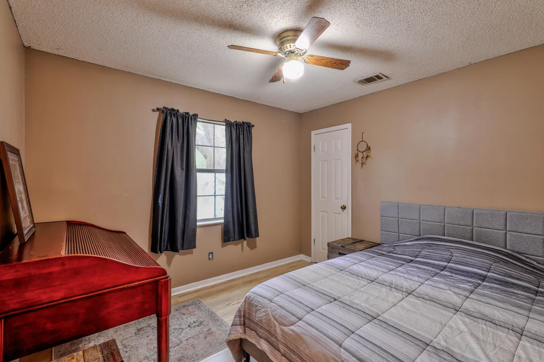 Photo of 11 W Bayou Forest Drive