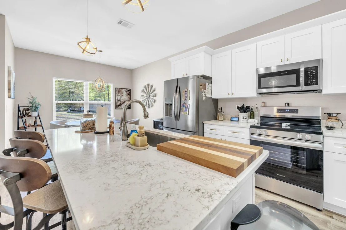 Photo of 6029 Sand Hill Road