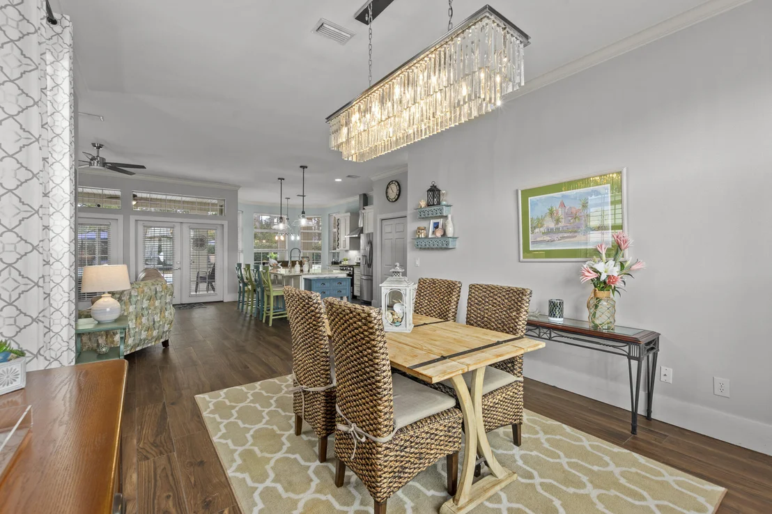Photo of 943 Emerald Bay Drive