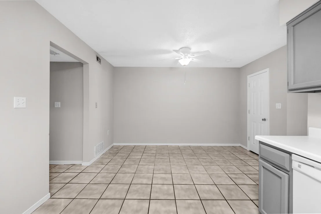 Photo of 106 4th Avenue
