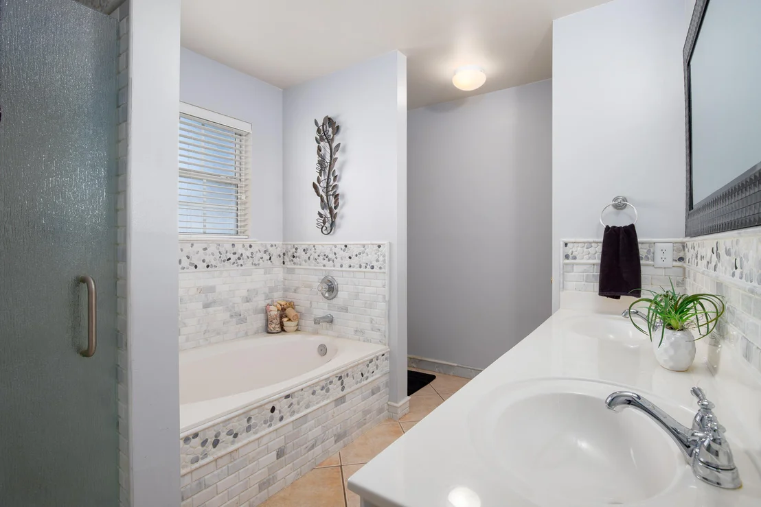 Photo of 290 Bay Tree Drive