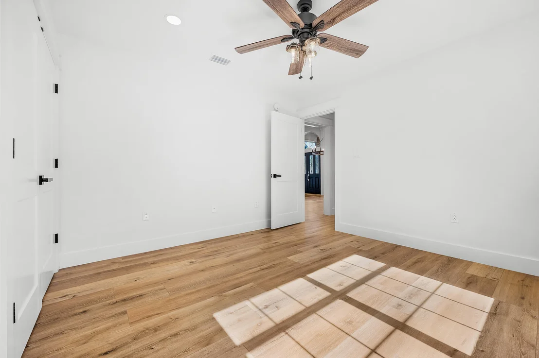 Photo of 209 Emmett Drive